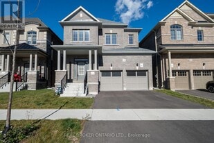 6 Northrop Ave in Clarington, ON - Building Photo