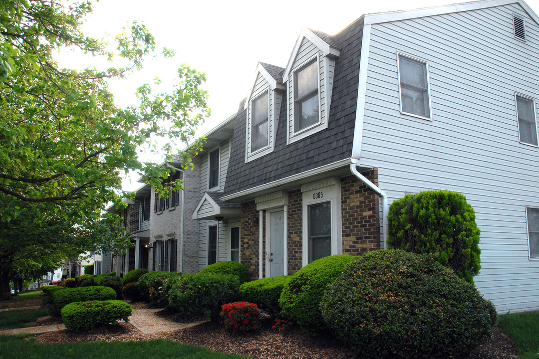 New Oxford Towns in Harrisburg, PA - Foto de edificio