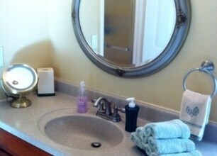 18735 Lemarsh St in Northridge, CA - Building Photo - Building Photo