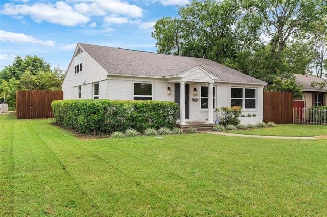 property at 4816 W Mockingbird Ln