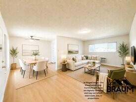 5131 Buffalo Ave, Unit 7 in Los Angeles, CA - Building Photo