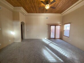 1824 Count Fleet St SE in Albuquerque, NM - Building Photo - Building Photo