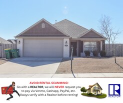 1031 Gardenia St in Centerton, AR - Building Photo