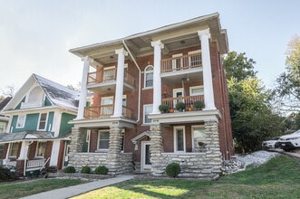 3716 Warwick Blvd in Kansas City, MO - Building Photo - Building Photo