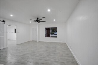 7516 NW 44th Ct-Unit -A in Coral Springs, FL - Building Photo - Building Photo