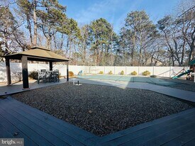 15 Cherrywood Dr in Little Egg Harbor Township, NJ - Building Photo