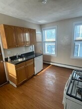 85 Ferrin St, Unit 2 in Boston, MA - Building Photo - Building Photo