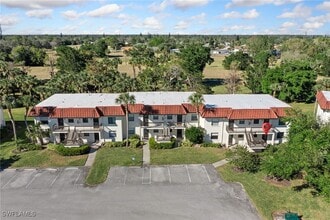 4198 27th Ct SW in Naples, FL - Building Photo - Building Photo