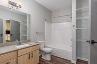 Songhill41- Rent Specials in Rochester, MN - Building Photo - Interior Photo