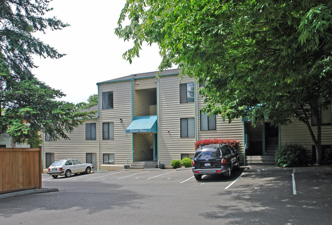 Elliot Place Apartments in Seattle, WA - Foto de edificio