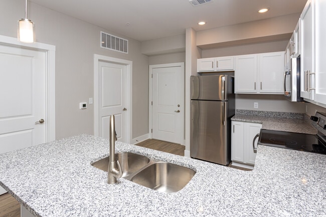 Preston Valley Apartments in Louisville, KY - Foto de edificio - Interior Photo