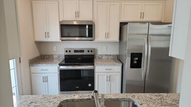 1359 Amberview Ln in Kernersville, NC - Building Photo - Building Photo
