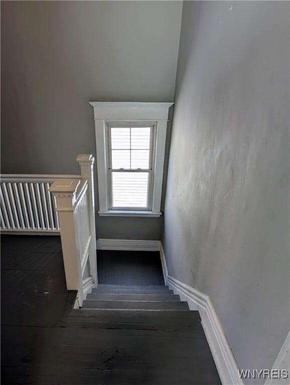 411 Dearborn St in Buffalo, NY - Building Photo - Building Photo