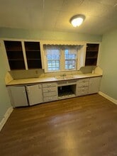 559 E Avondale Ave in Youngstown, OH - Building Photo - Building Photo