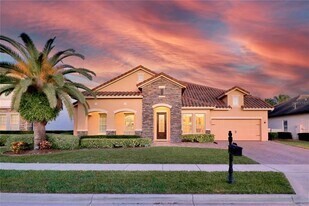 7231 Sangalla Dr in Windermere, FL - Building Photo