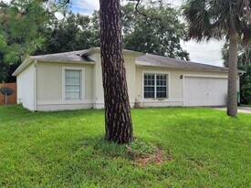 5970 Fisherman Ln in Cocoa, FL - Building Photo