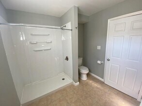 48 Ida St in Troy, NY - Building Photo - Building Photo