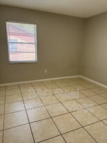 3013 Allred Dr in Auburndale, FL - Building Photo