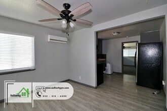 4680 Meade St-Unit -4680 in Shasta Lake, CA - Building Photo - Building Photo