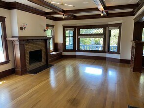 1614 SE 22nd Ave in Portland, OR - Foto de edificio - Building Photo