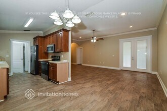 170 Newbern Cir in Auburndale, FL - Building Photo - Building Photo