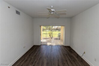 6481 Aragon Way, Unit 101 in Ft. Myers, FL - Building Photo - Building Photo