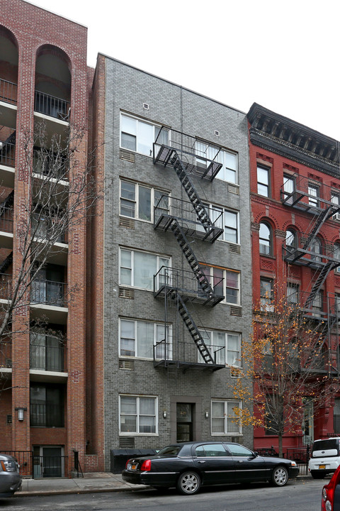 428 E 77th St in New York, NY - Foto de edificio