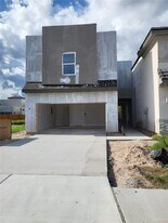 22 Dorado Dr in Alton, TX - Building Photo