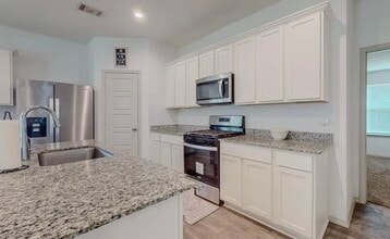 6725 Riplee St in Beaumont, TX - Building Photo - Building Photo