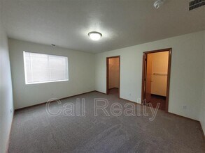 18714 E Augusta Ct in Spokane Valley, WA - Building Photo - Building Photo