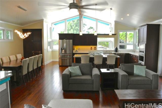 419 Kawailoa Rd in Kailua, HI - Building Photo - Building Photo