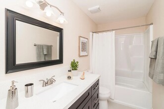 4268 Loma Riviera Ln in San Diego, CA - Building Photo - Building Photo