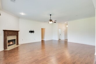 115 Woodhaven Rd in Youngsville, LA - Building Photo - Building Photo