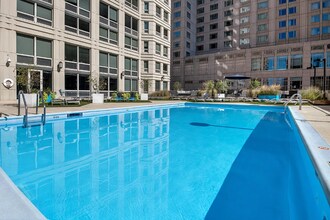 750 N Rush St-Unit -1008 in Chicago, IL - Foto de edificio - Building Photo