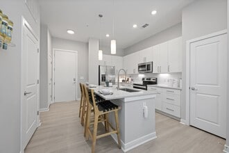 NoDa Flats in Charlotte, NC - Foto de edificio - Building Photo