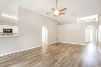 10415 Song Sparrow Ln in Jacksonville, FL - Building Photo - Building Photo
