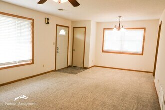 2332 Bellehaven Rd in Manhattan, KS - Building Photo - Building Photo