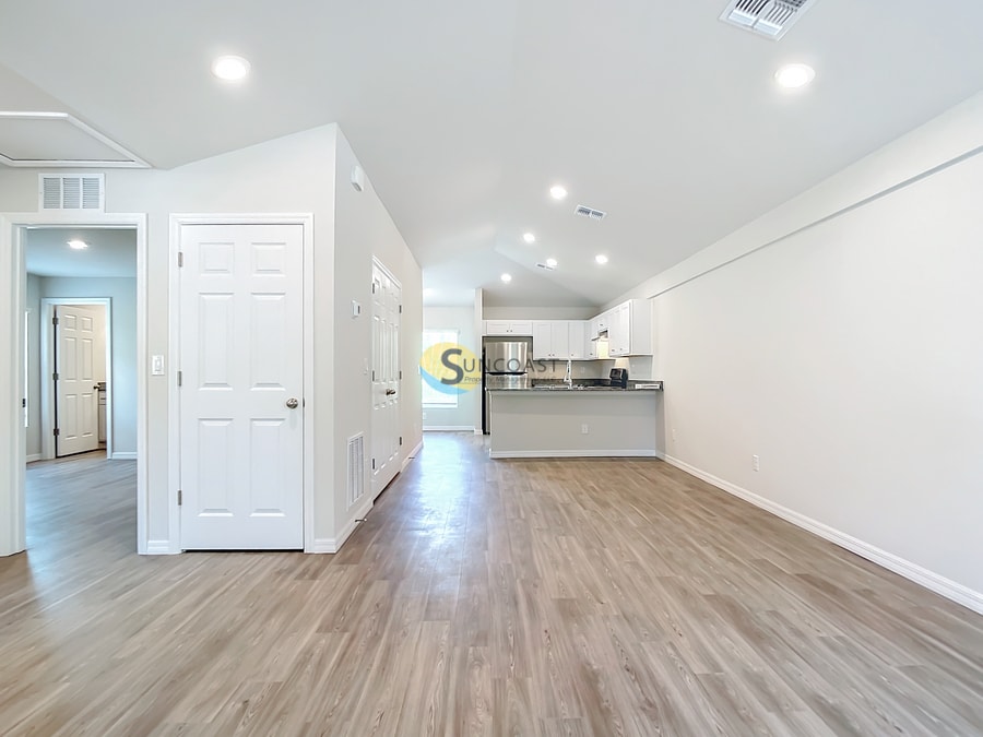 2023 Redmond St in Port Charlotte, FL - Building Photo