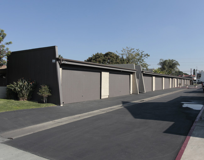 12662 Lorna St in Garden Grove, CA - Building Photo - Building Photo