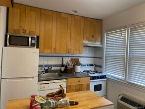 215 E Broadway in Long Beach, NY - Building Photo - Building Photo
