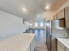 6199 Rhinecliff Dr in Whitestown, IN - Building Photo - Building Photo