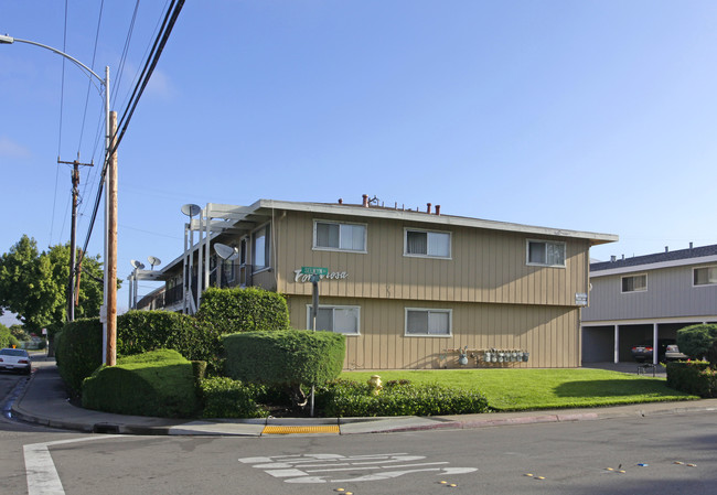 Ponderosa Apartments in Milpitas, CA - Building Photo - Building Photo