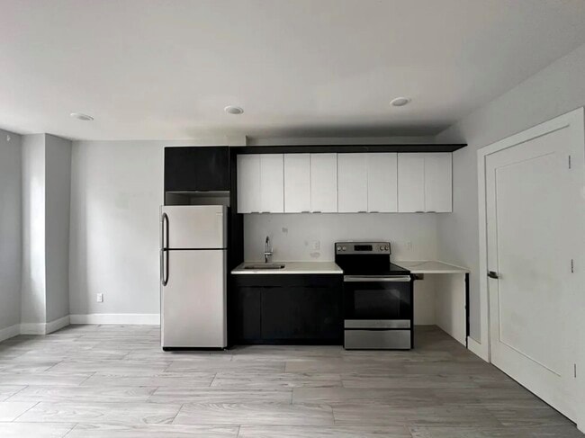 1019 West Side Ave in Jersey City, NJ - Building Photo - Building Photo