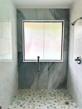 1629 Glencairn Ln in Lewisville, TX - Building Photo - Building Photo