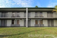 7150 N Tamiami Trail