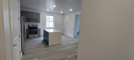 273 Oak St in Passaic, NJ - Building Photo - Building Photo