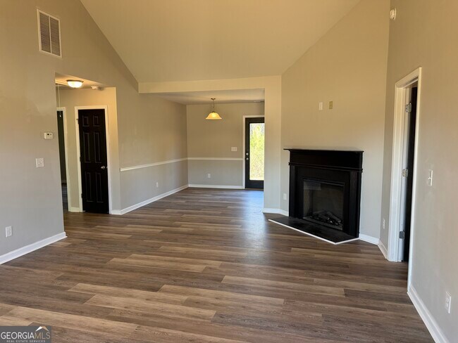 306 Pardue Dr in Thomaston, GA - Building Photo - Building Photo