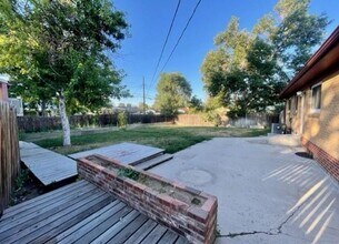 3169 W Grand Ave in Englewood, CO - Building Photo - Building Photo