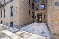 31-53 34th St in Astoria, NY - Foto de edificio - Building Photo