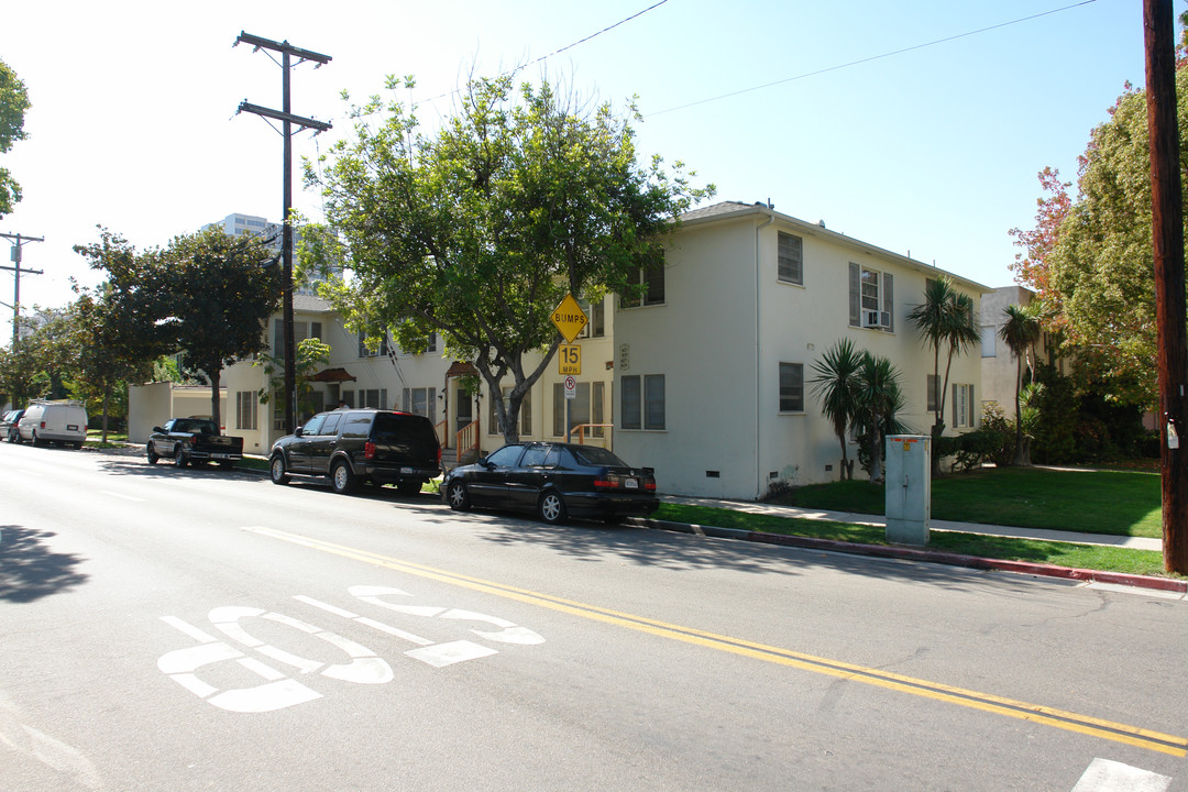 1019 N Louise St in Glendale, CA - Building Photo